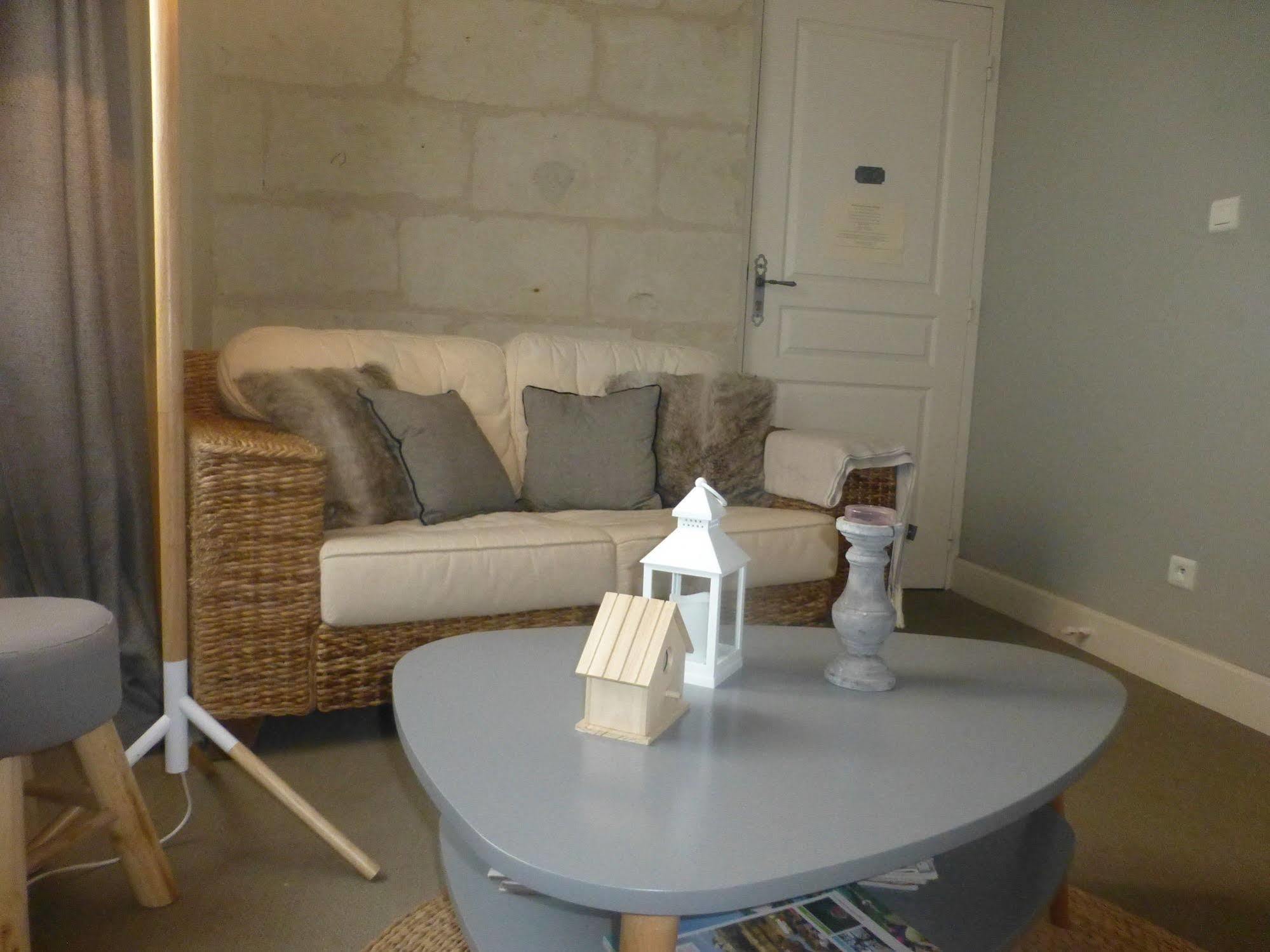 La Demeure Du Goupil Bed & Breakfast Brissac-Quince Ngoại thất bức ảnh